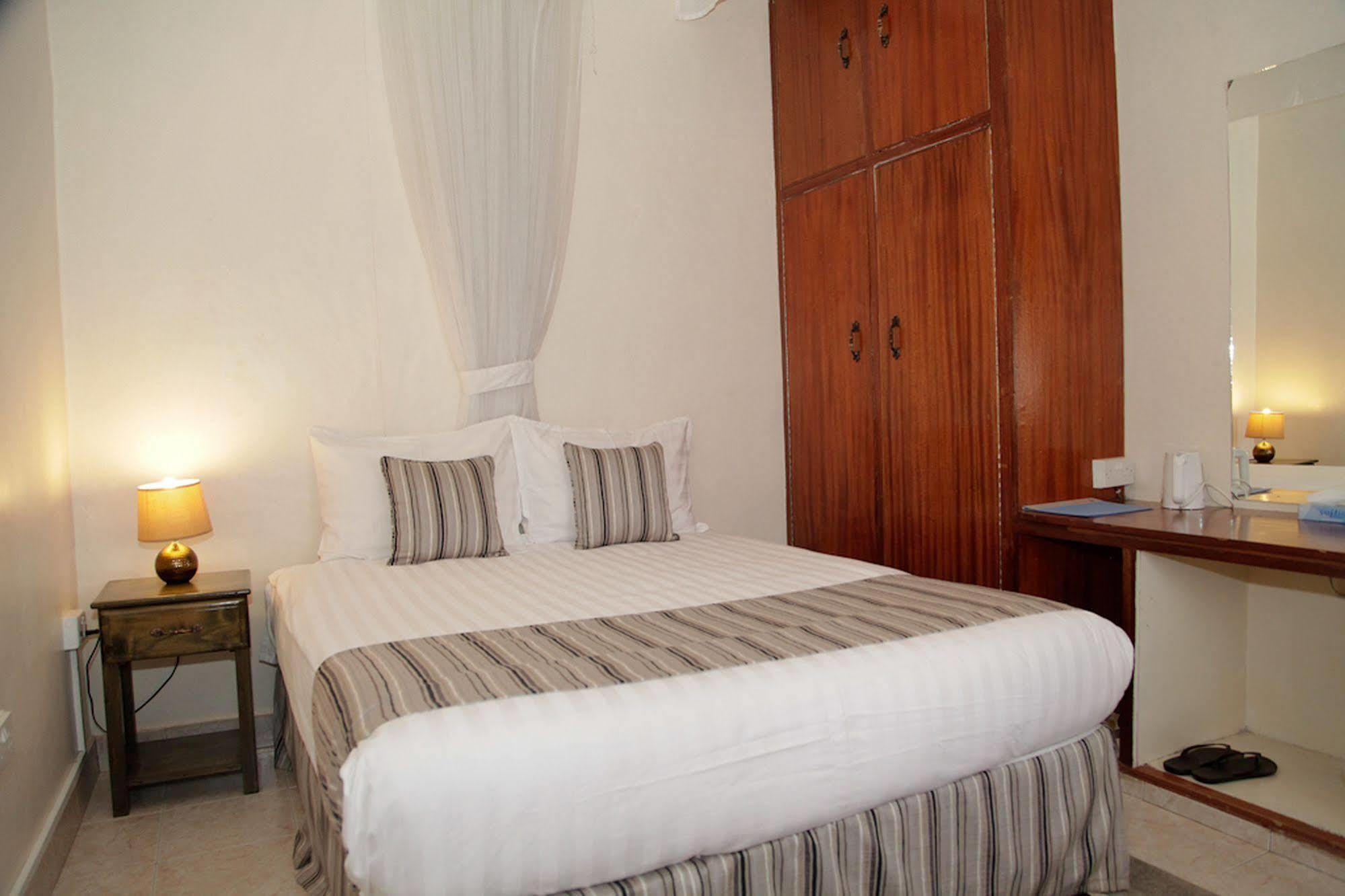Magnolia Pine Bed & Breakfast Nairobi Exterior photo