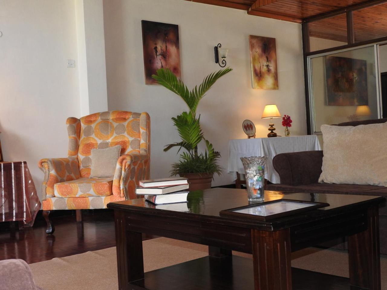 Magnolia Pine Bed & Breakfast Nairobi Exterior photo