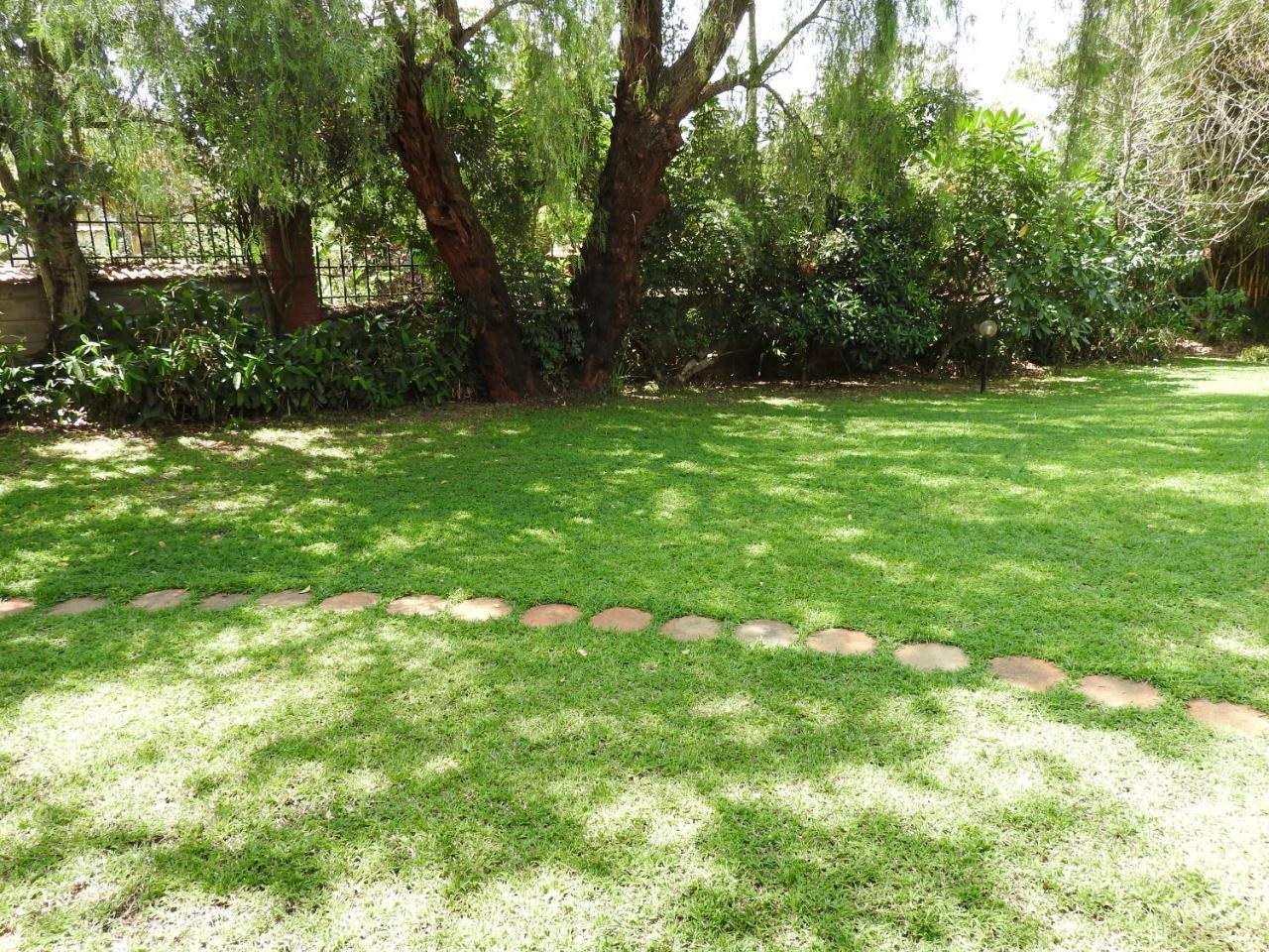 Magnolia Pine Bed & Breakfast Nairobi Exterior photo