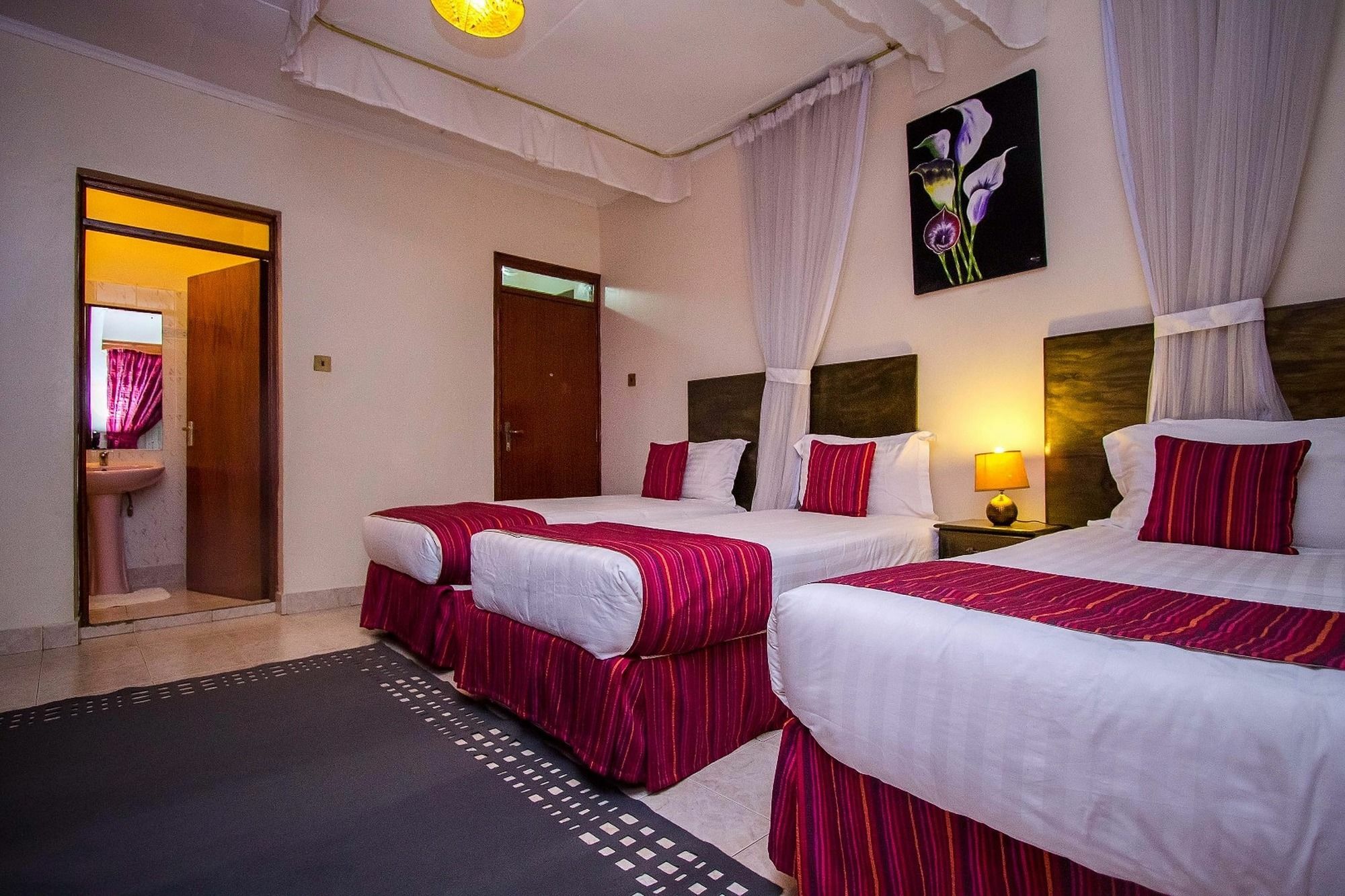 Magnolia Pine Bed & Breakfast Nairobi Exterior photo
