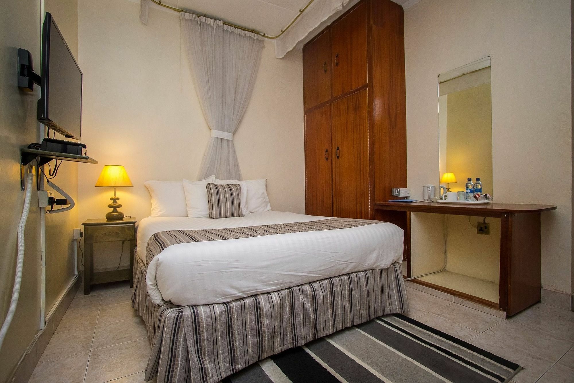 Magnolia Pine Bed & Breakfast Nairobi Exterior photo